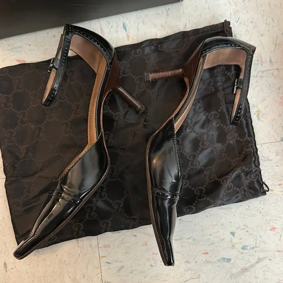 SOLD Vintage Gucci Black Patent kitten heel dress shoes size 8.5 - Picture 5 of 17